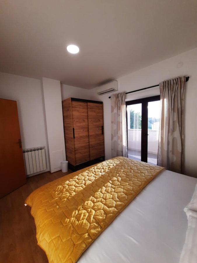 Apartman Sofia Porec Bagian luar foto