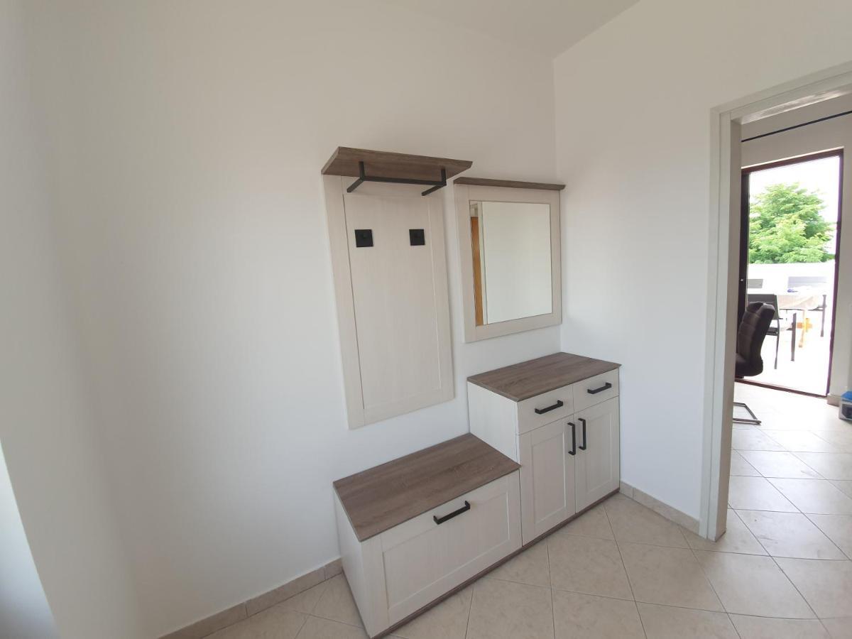 Apartman Sofia Porec Bagian luar foto