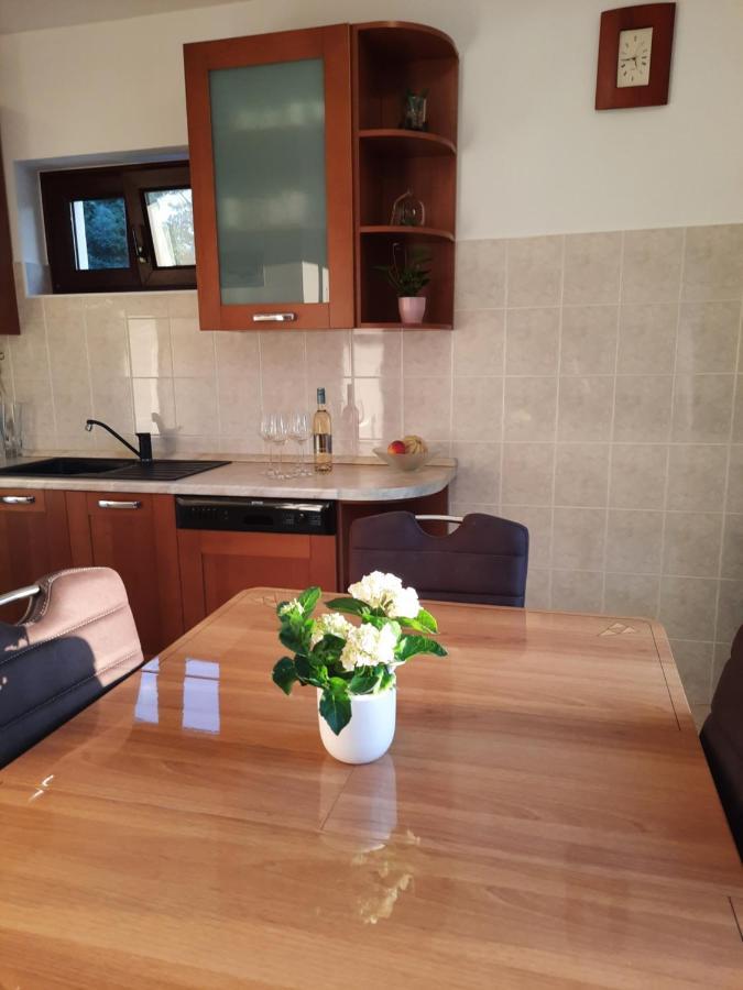 Apartman Sofia Porec Bagian luar foto